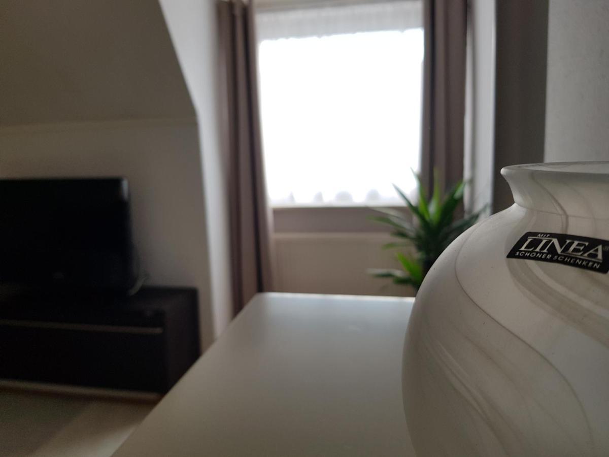 Apartment Am Suedpark Erfurt - Inkl Garten Mit Sitzlounge - Zentrumsnah Buitenkant foto