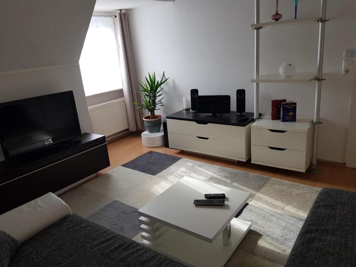 Apartment Am Suedpark Erfurt - Inkl Garten Mit Sitzlounge - Zentrumsnah Buitenkant foto