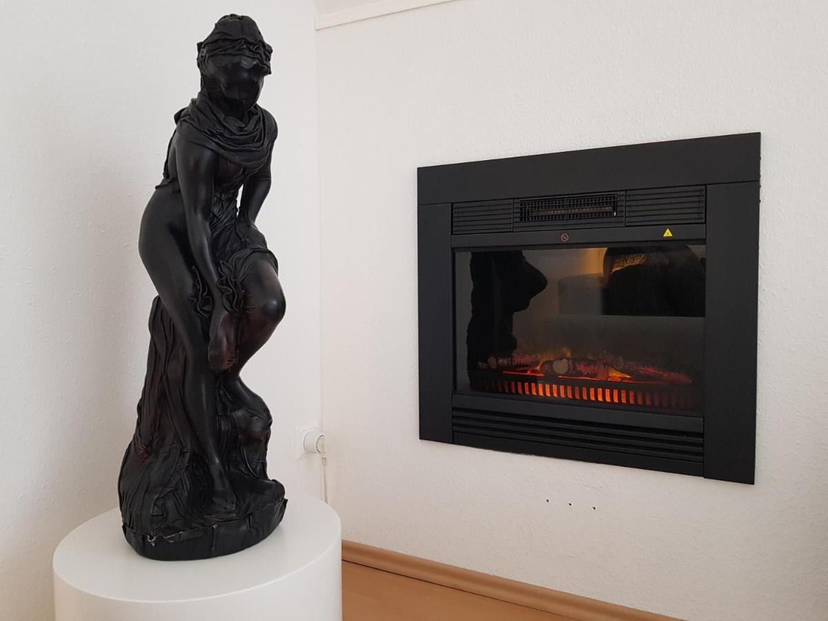 Apartment Am Suedpark Erfurt - Inkl Garten Mit Sitzlounge - Zentrumsnah Buitenkant foto