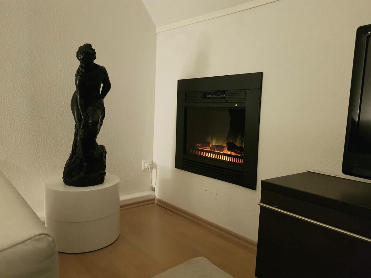 Apartment Am Suedpark Erfurt - Inkl Garten Mit Sitzlounge - Zentrumsnah Buitenkant foto